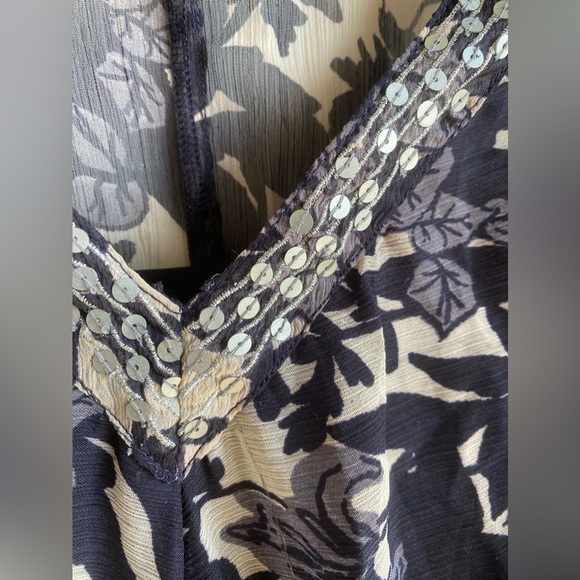 Nexus Dress in Arabic style brand Splash - Picture 5 of 14